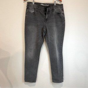 Old Navy Light Wash Black Sweetheart Jean